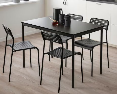 Table + 4 chairs 2